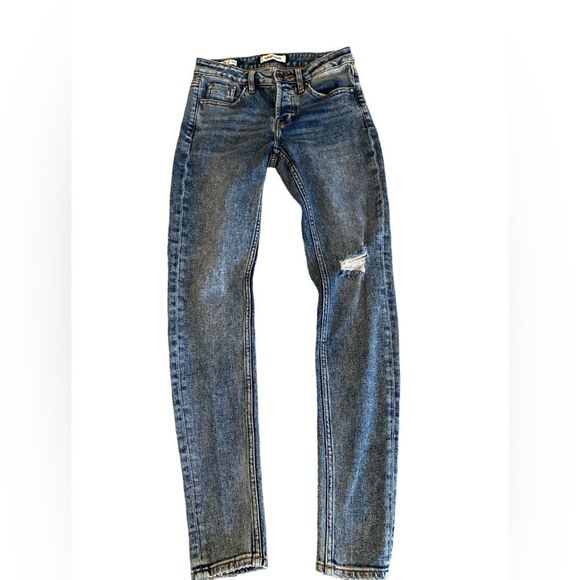 Vigoss Thompson tomboy button up mid rise distressed jeans NWOT size 24 - Picture 7 of 14